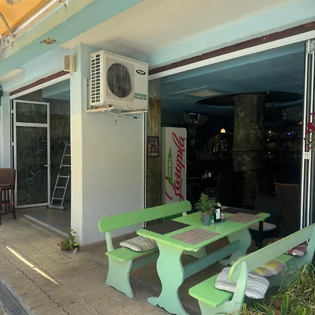 Yassen - Apartma 41 S Vyhledem Na Bazen Lejlighed Sunny Beach