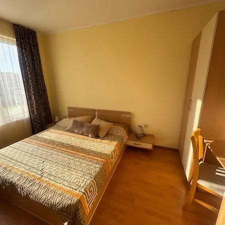 Yassen - Apartma 41 S Vyhledem Na Bazen * Sunny Beach