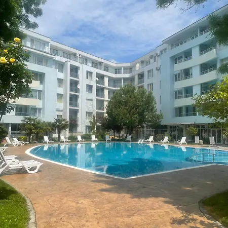 Yassen - Apartma 41 S Vyhledem Na Bazen Apartament *